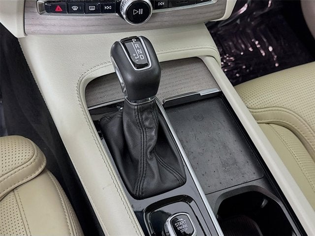 2022 Volvo XC90 Inscription