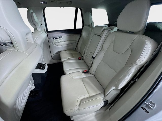 2022 Volvo XC90 Inscription