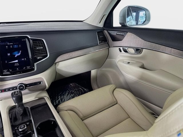 2022 Volvo XC90 Inscription