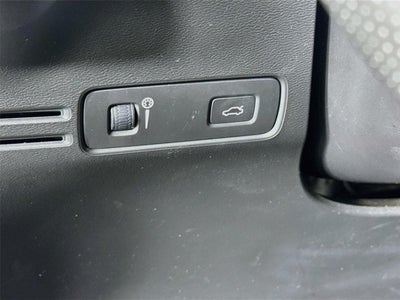 2020 Volvo XC40 R-Design