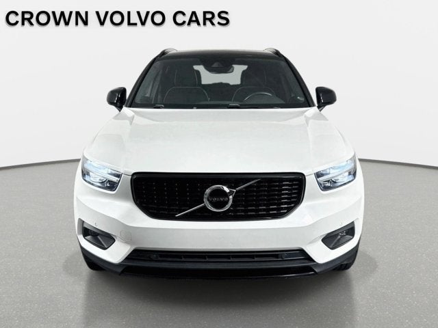 2020 Volvo XC40 R-Design