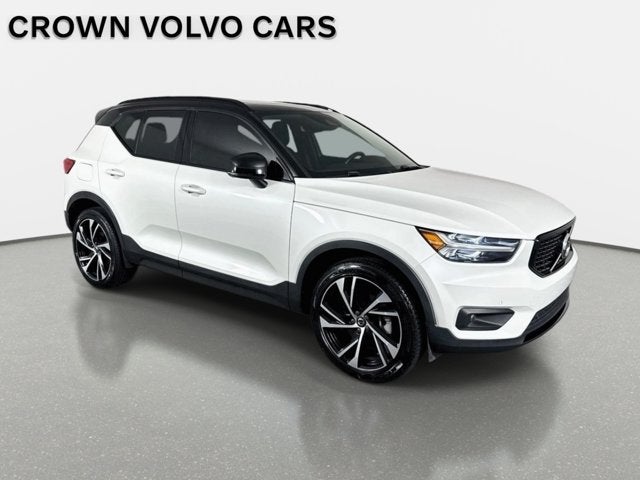 2020 Volvo XC40 R-Design