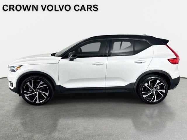 2020 Volvo XC40 R-Design