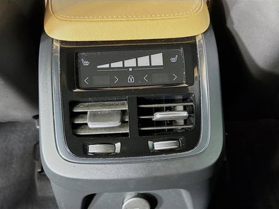 2022 Volvo XC90 Recharge Plug-In Hybrid Inscription