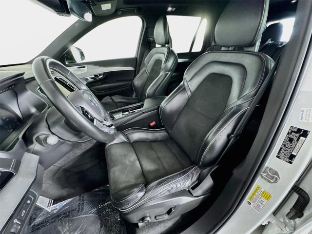 2021 Volvo XC90 R-Design
