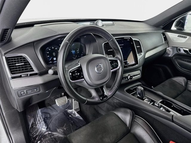 2021 Volvo XC90 R-Design