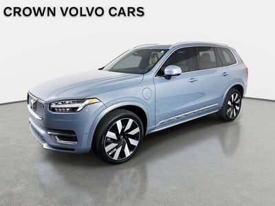 2023 Volvo XC90 Recharge Plug-In Hybrid Ultimate Bright Theme