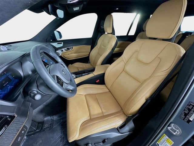 2023 Volvo XC90 Recharge Plug-In Hybrid Ultimate Bright Theme