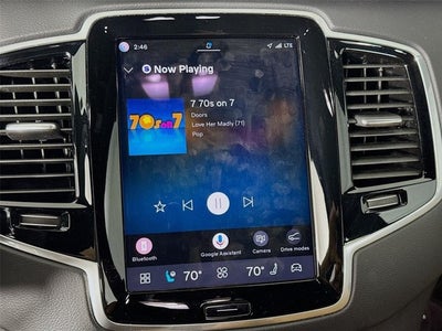 2023 Volvo XC90 Recharge Plug-In Hybrid Ultimate Bright Theme