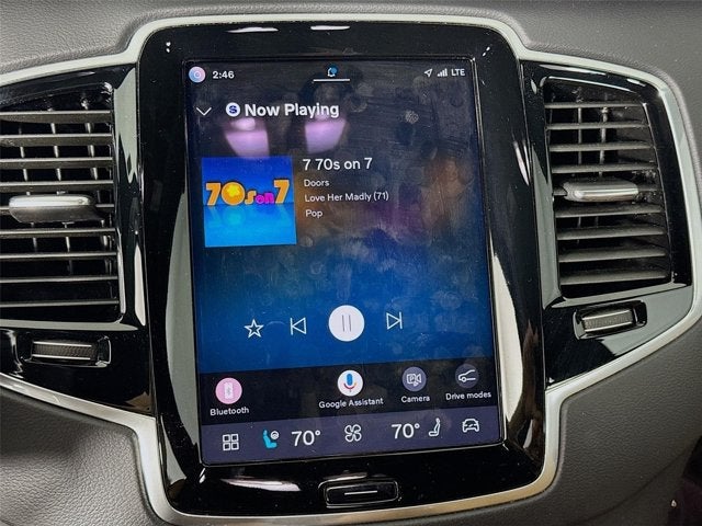 2023 Volvo XC90 Recharge Plug-In Hybrid Ultimate Bright Theme