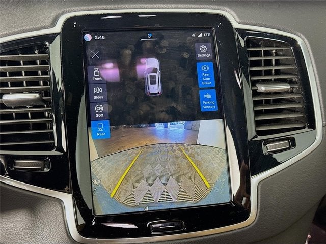 2023 Volvo XC90 Recharge Plug-In Hybrid Ultimate Bright Theme