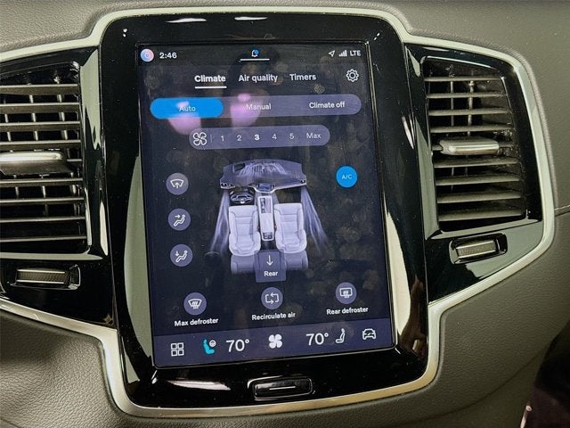 2023 Volvo XC90 Recharge Plug-In Hybrid Ultimate Bright Theme
