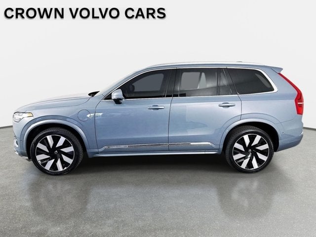 2023 Volvo XC90 Recharge Plug-In Hybrid Ultimate Bright Theme