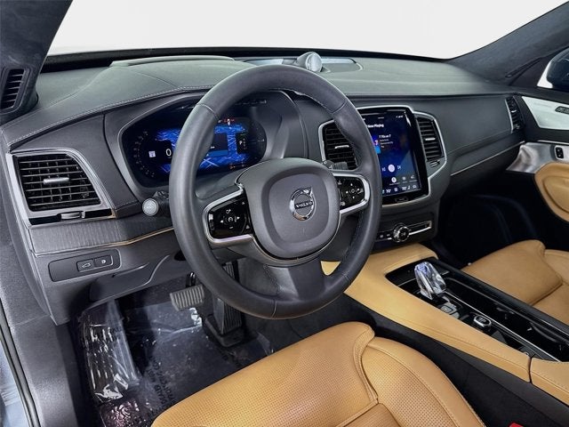 2023 Volvo XC90 Recharge Plug-In Hybrid Ultimate Bright Theme