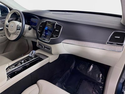 2024 Volvo XC90 Recharge Plug-In Hybrid Ultimate Bright Theme