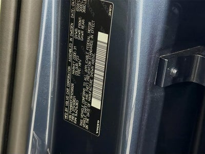 2024 Volvo XC90 Recharge Plug-In Hybrid Ultimate Bright Theme