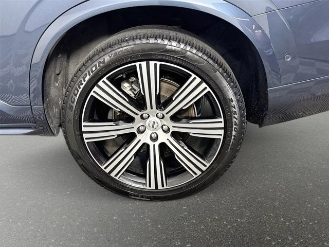 2024 Volvo XC90 Recharge Plug-In Hybrid Ultimate Bright Theme