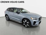 2024 Volvo XC60 Recharge Plug-In Hybrid Ultimate Dark Theme