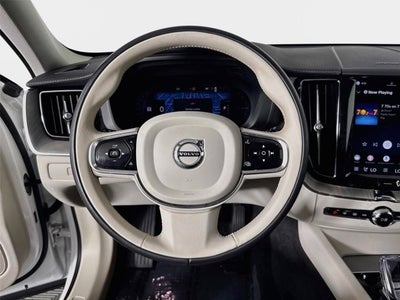 2024 Volvo XC60 Recharge Plug-In Hybrid Ultimate Dark Theme