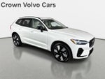 2024 Volvo XC60 Recharge Plug-In Hybrid Ultimate Dark Theme