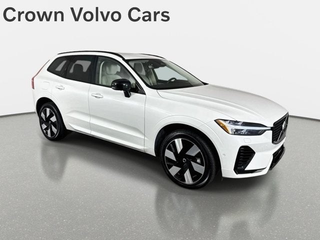2024 Volvo XC60 Recharge Plug-In Hybrid Ultimate Dark Theme