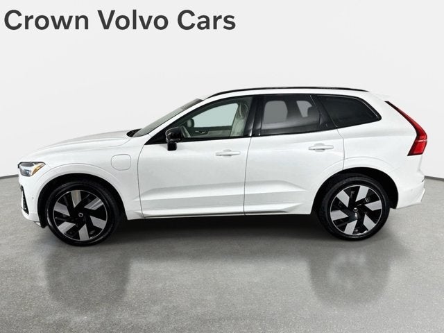 2024 Volvo XC60 Recharge Plug-In Hybrid Ultimate Dark Theme
