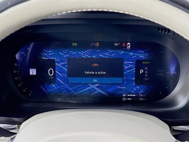 2023 Volvo XC60 Recharge Plug-In Hybrid Plus Bright Theme
