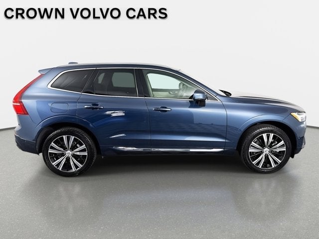 2023 Volvo XC60 Recharge Plug-In Hybrid Plus Bright Theme