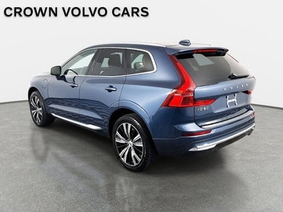 2023 Volvo XC60 Recharge Plug-In Hybrid Plus Bright Theme