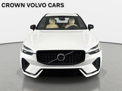 2023 Volvo XC60 Recharge Plug-In Hybrid Ultimate Dark Theme