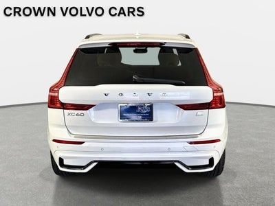 2023 Volvo XC60 Recharge Plug-In Hybrid Ultimate Dark Theme