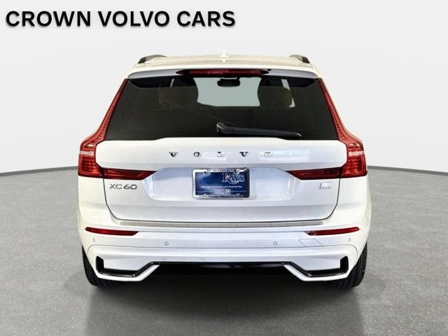 2023 Volvo XC60 Recharge Plug-In Hybrid Ultimate Dark Theme