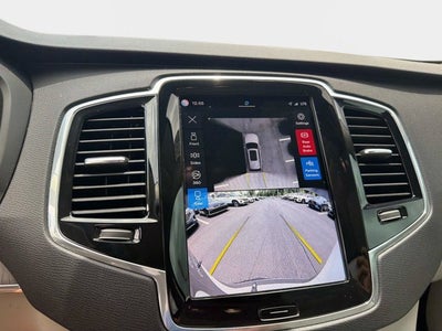 2025 Volvo XC90 Plug-In Hybrid Plus
