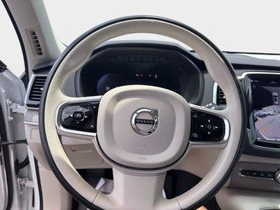 2025 Volvo XC90 Plug-In Hybrid Plus