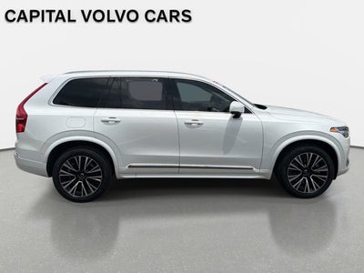 2025 Volvo XC90 Plug-In Hybrid Plus