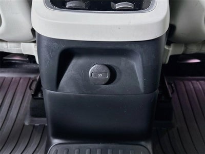 2025 Volvo XC90 Plug-In Hybrid Plus