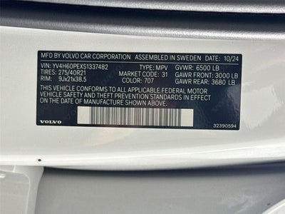 2025 Volvo XC90 Plug-In Hybrid Plus