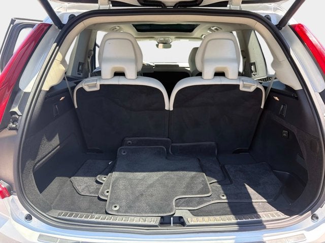 2025 Volvo XC90 Plug-In Hybrid Ultra