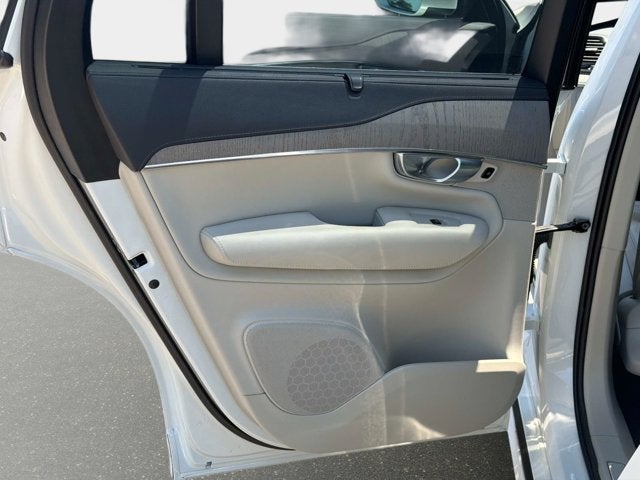 2025 Volvo XC90 Plug-In Hybrid Ultra