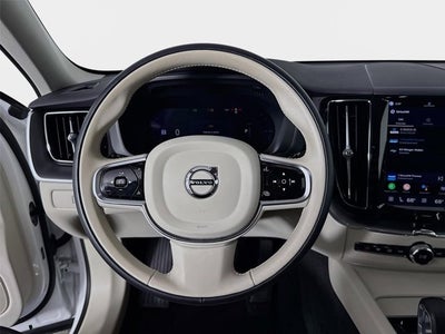 2025 Volvo XC60 Plug-In Hybrid Plus