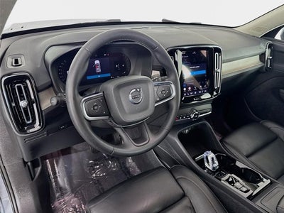 2023 Volvo XC40 Plus Dark Theme