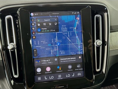 2023 Volvo XC40 Ultimate Dark Theme