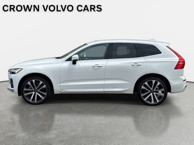 2023 Volvo XC60 Ultimate Bright Theme