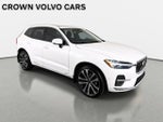2023 Volvo XC60 Ultimate Bright Theme