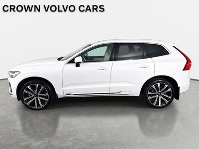 2023 Volvo XC60 Ultimate Bright Theme