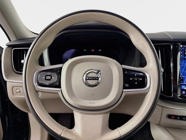 2022 Volvo XC60 Inscription