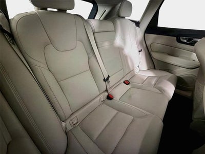 2022 Volvo XC60 Inscription