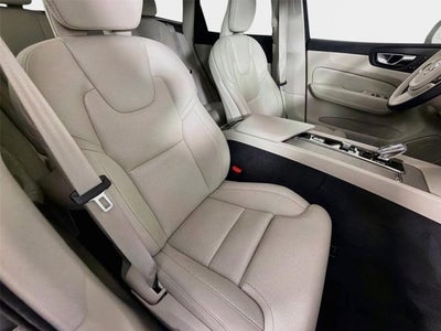 2022 Volvo XC60 Inscription