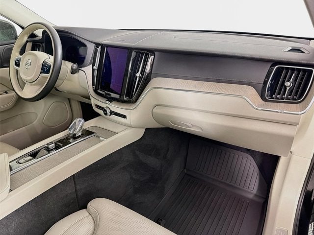 2022 Volvo XC60 Inscription