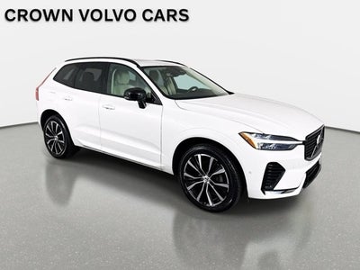 2023 Volvo XC60 Plus Dark Theme